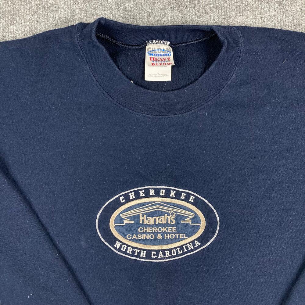 Gildan Sweatshirt Mens Size L‎ Navy Harrah’s Cherokee Casino Graphic Pullover